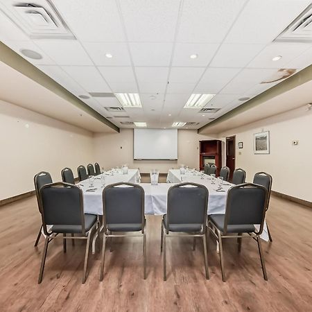 Grande Cache Inn & Suites Εξωτερικό φωτογραφία