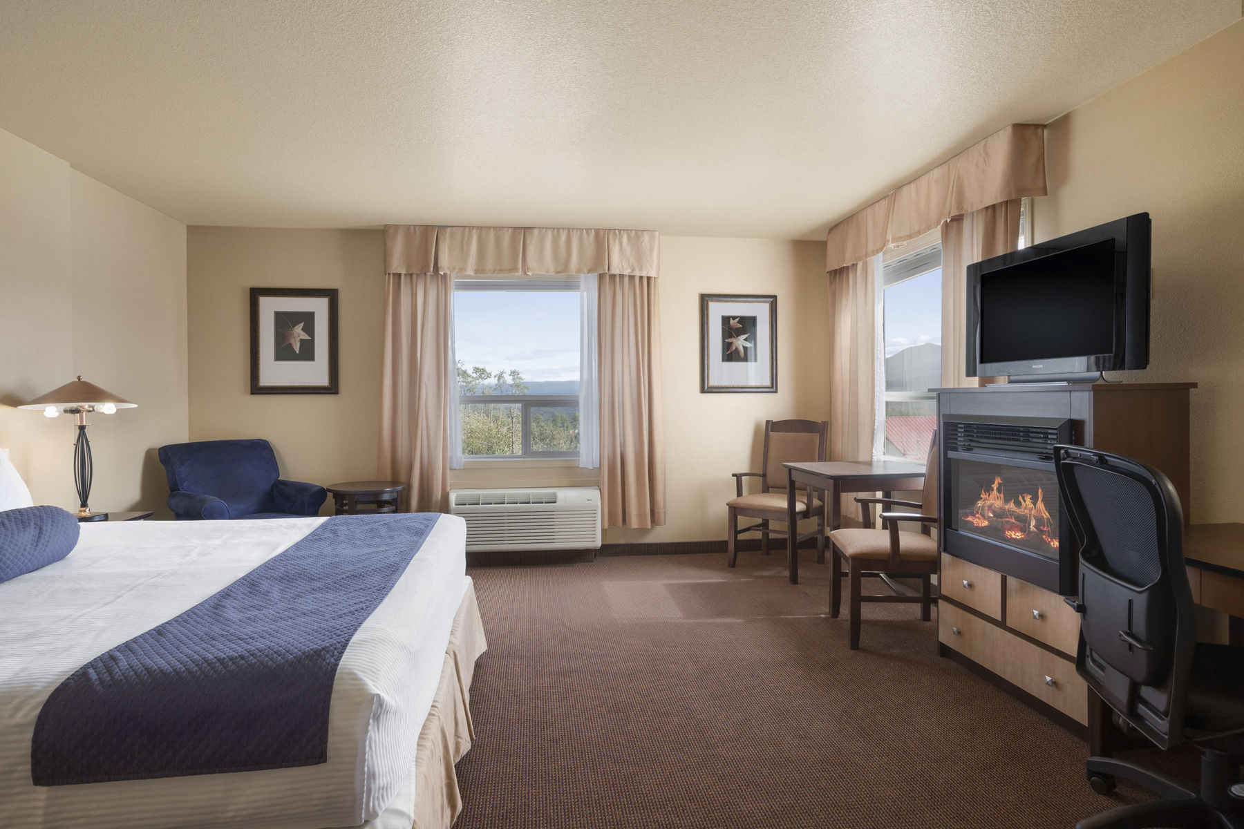 Grande Cache Inn & Suites Εξωτερικό φωτογραφία